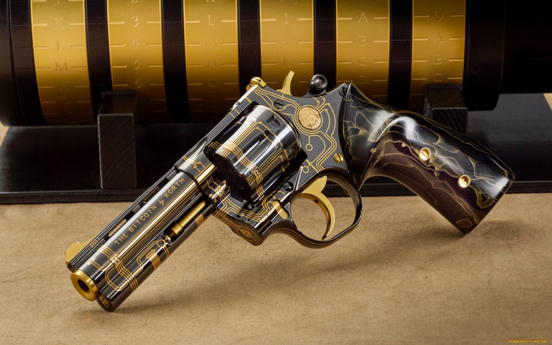 , , revolver